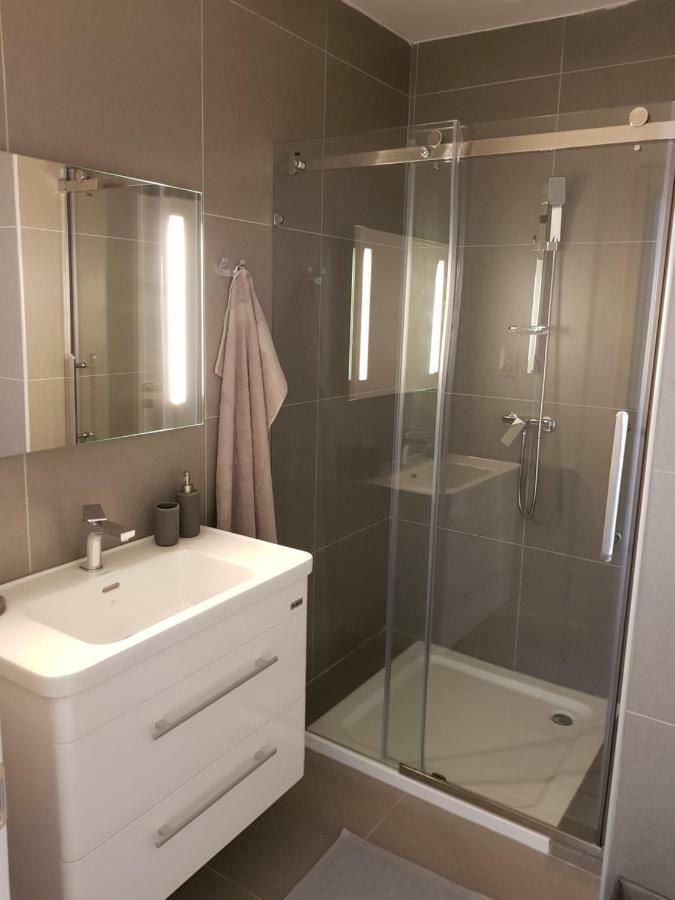 Duplex Maisonette With Heated P-Pool And Jacuzzi Saint Julian's Luaran gambar